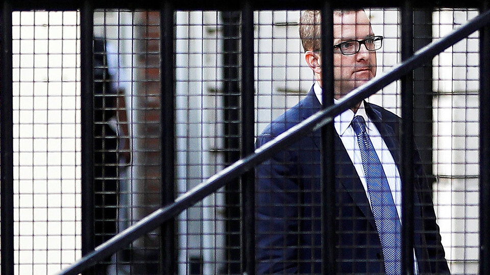 Facebook itiraf etti: Skandal uygulamayı incelemeden onaylamış!