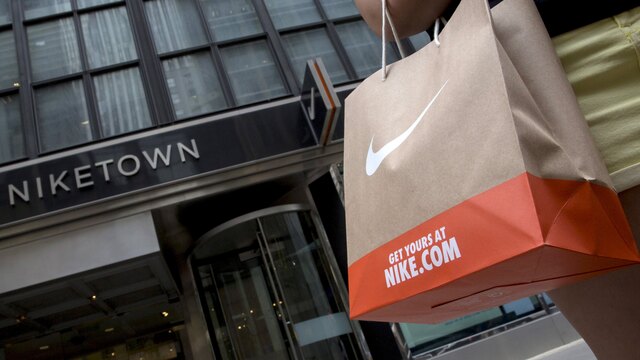 Nike hakkında şok suçlama! Korsan yazılım mı kullanıyor?