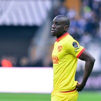 Göztepe taraftarı Demba Ba'yı yuhaladı!
