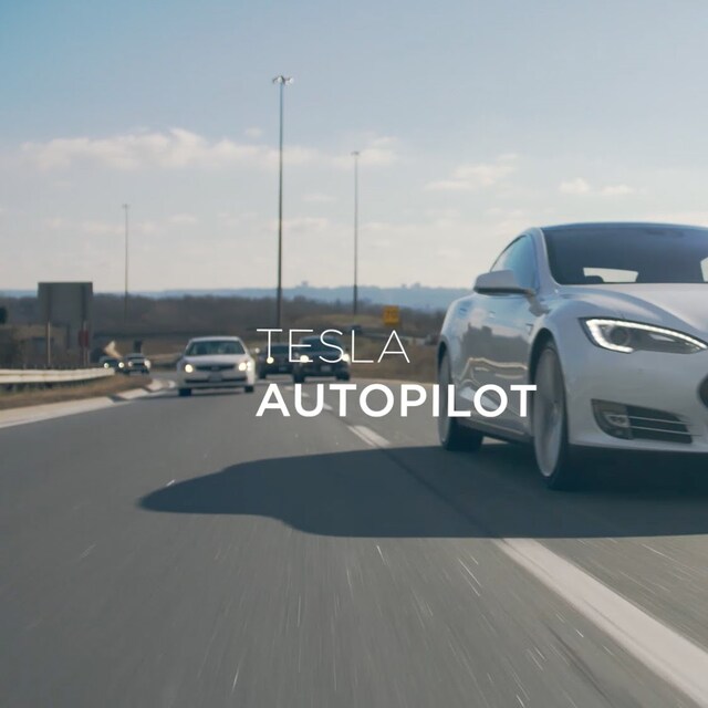 Tesla'da dev ayrılık! Otomatik pilotun başındaki isim istifa etti