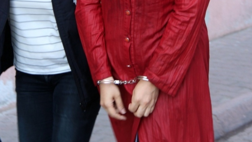 Adil Öksüz'ün yeğeni ABD'ye kargo gönderirken yakalandı