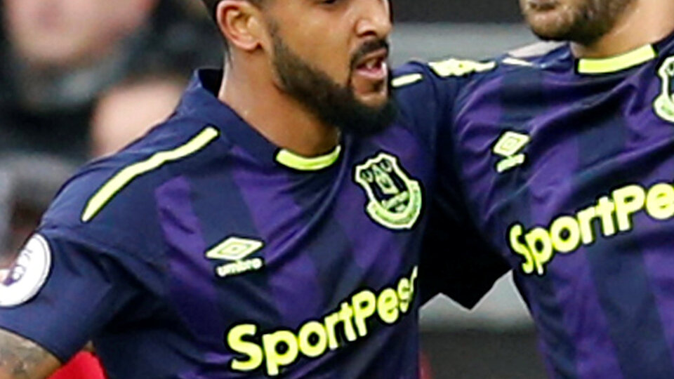 Cenk Tosun'dan bir gol daha!