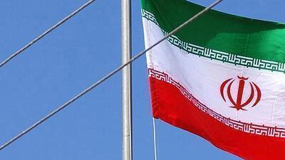 İran'da reformist gazetenin yayın yönetmeni tutuklandı