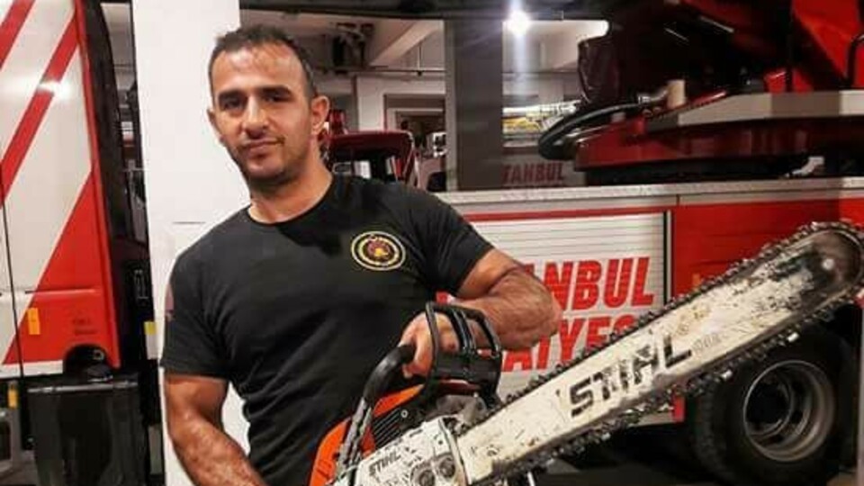 Fatih'teki otel yangınında ağır yaralanan itfaiye eri şehit oldu