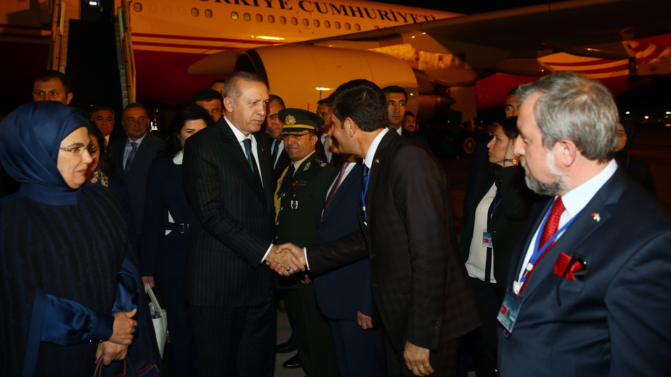 Cumhurbaşkanı Erdoğan Özbekistan'a gitti