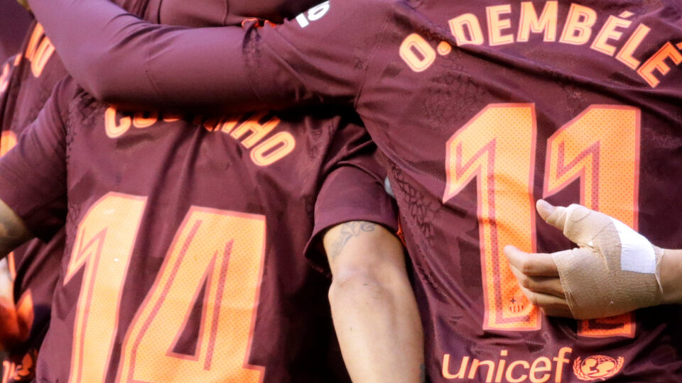 Barcelona şampiyon oldu, Çolak küme düştü