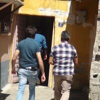 40 yıllık eşini kafasına çekiçle vurarak öldürdü!