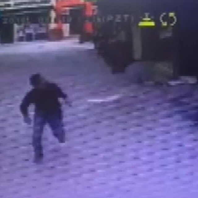 Ölümden saniyelerle kurtuldu... O anlar kamerada