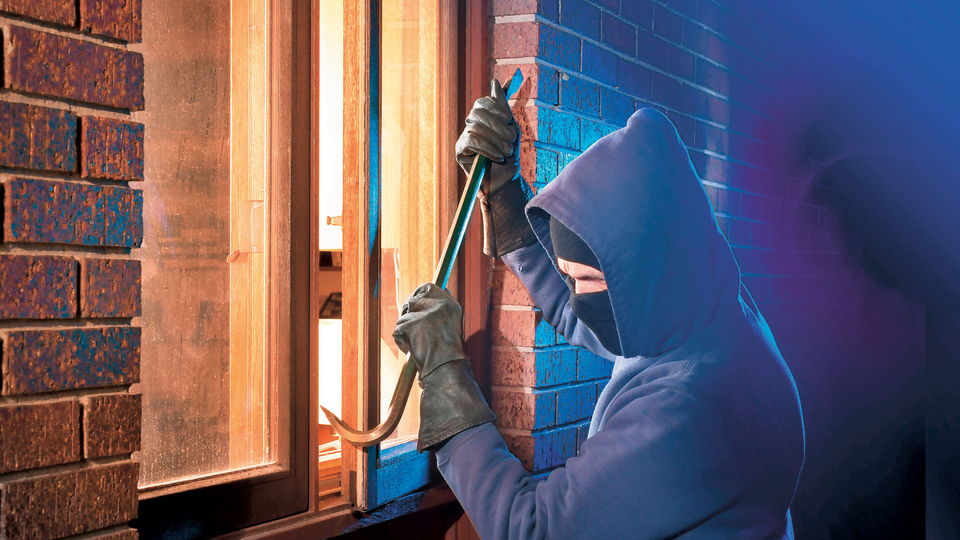 Yöneticiyi hırsıza karşı koruma kalkanı