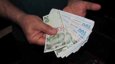 Borçlar silinecek! İki maaş da ikramiye