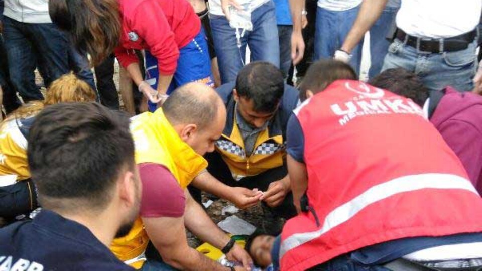 8 yaşındaki çocuk köpeği kurtarmak isterken canından oldu