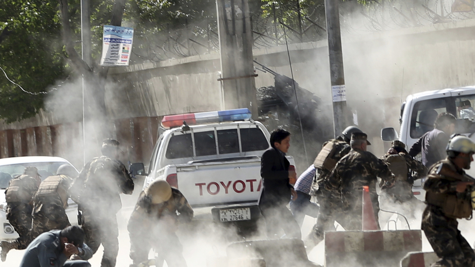 Afganistan'da kanlı gün