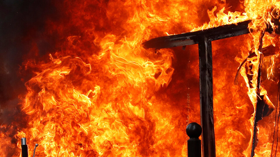 Fransa'da olaylı 1 Mayıs! Göstericiler polisle çatıştı