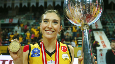 Naz'ın 10. Dörtlü Final gururu!