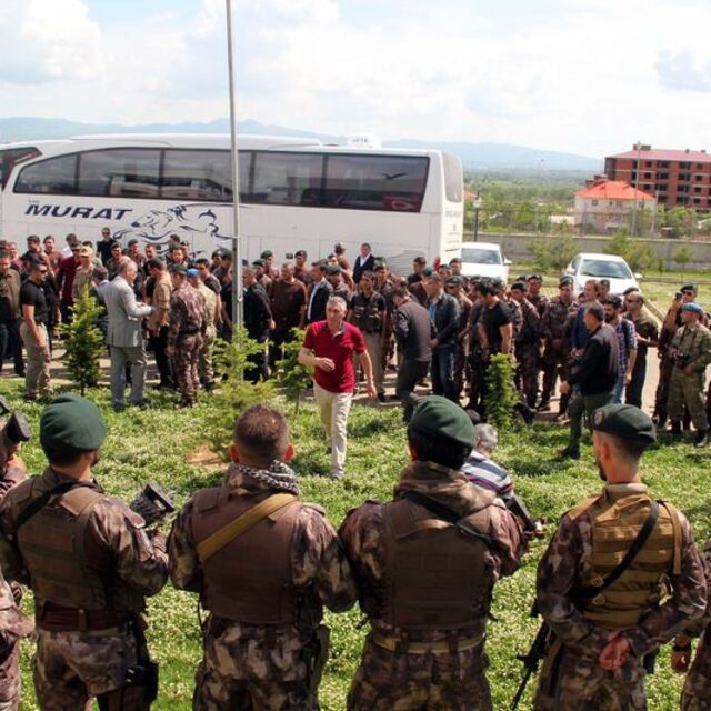 Afrin'e dualarla uğurlanan tim geri döndü