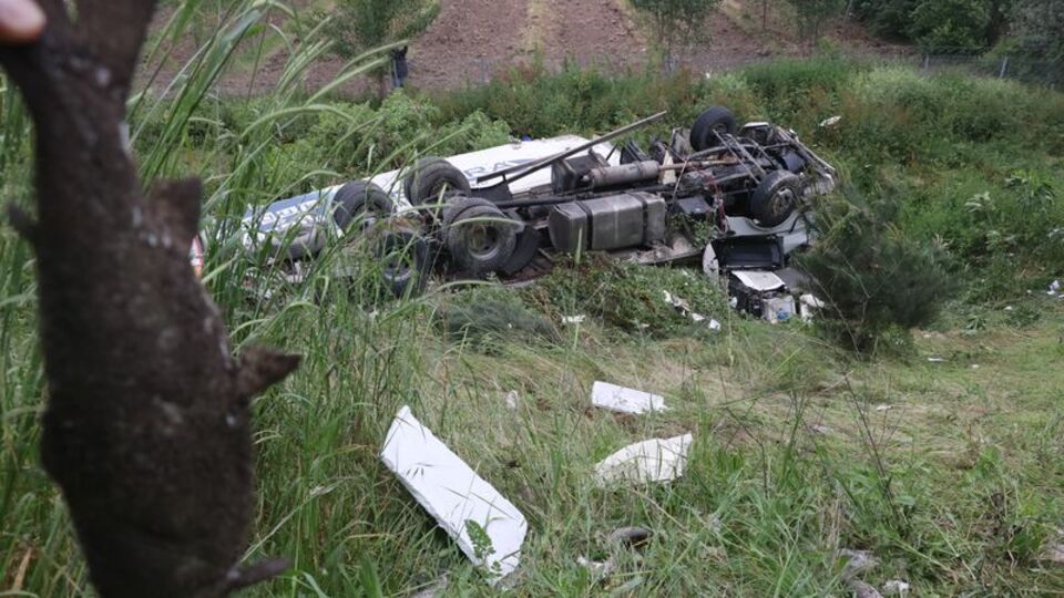 TEM Otoyolu'nda feci kaza!