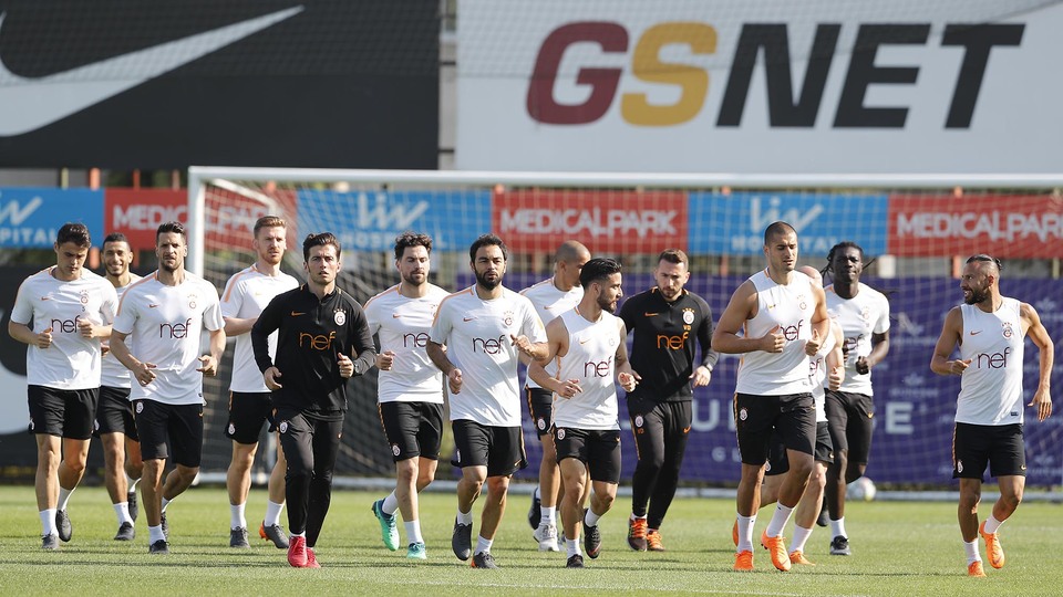 Galatasaray'da Akhisar hazırlıkları