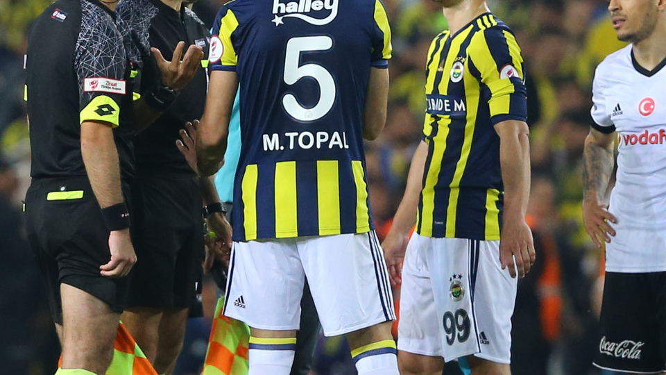 Yarıda kalan derbinin hakemi belli oldu!