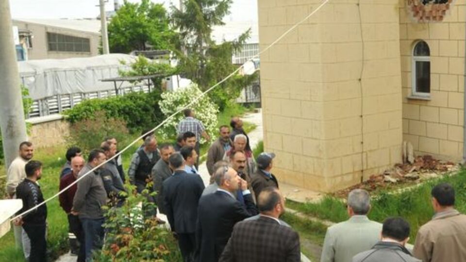 Akşam namazına 7 dakika kala oldu! "Camiye koştuk"