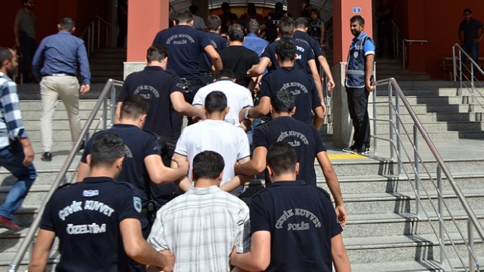 FETÖ'nün TSK yapılanmasına 34 ilde operasyon