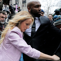 ABD basını: Trump porno yıldızına parayı kendi ödedi!