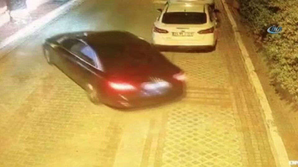 Katil zanlısı holding patronu böyle kaçmış!