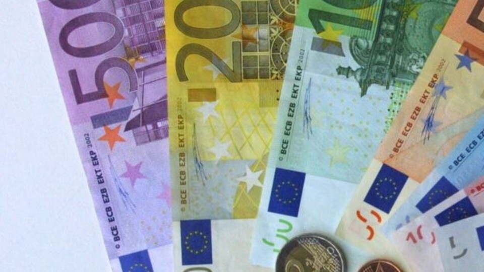 Euro Bölgesi'nde olumlu hava dağıldı