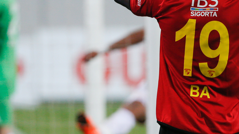 Göztepe'de Demba Ba bilmecesi