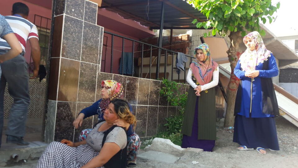 Husumetli aileler birbirine girdi: 1 ölü, 2 yaralı