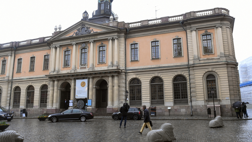 Nobel depremi! Ödül bu yıl verilmeyecek!