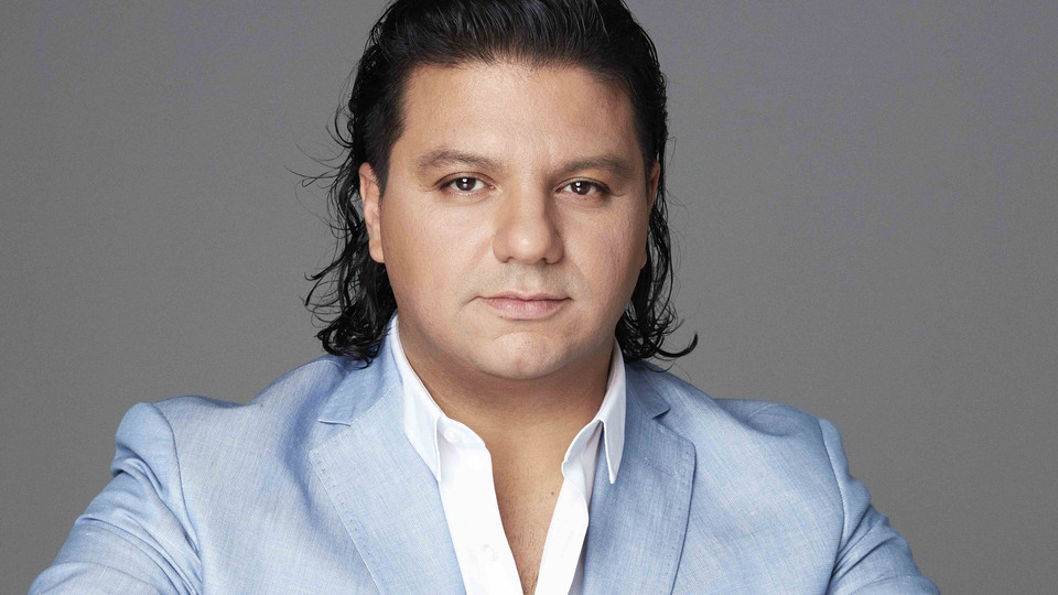 40 yılın emeği albüm kapağında