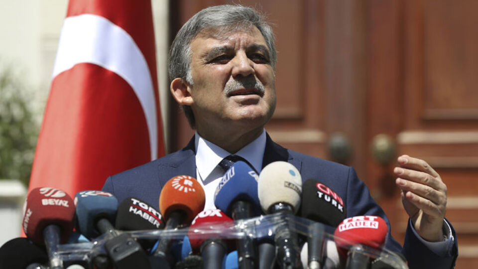 Abdullah Gül'den Hulusi Akar'ın ziyaretine ilişkin açıklama