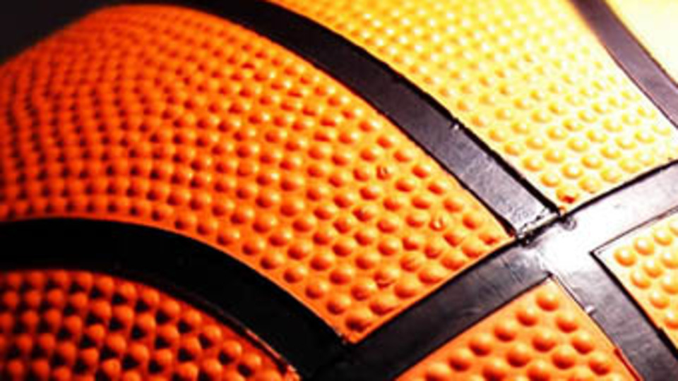 Selçuklu Belediyespor seride öne geçti