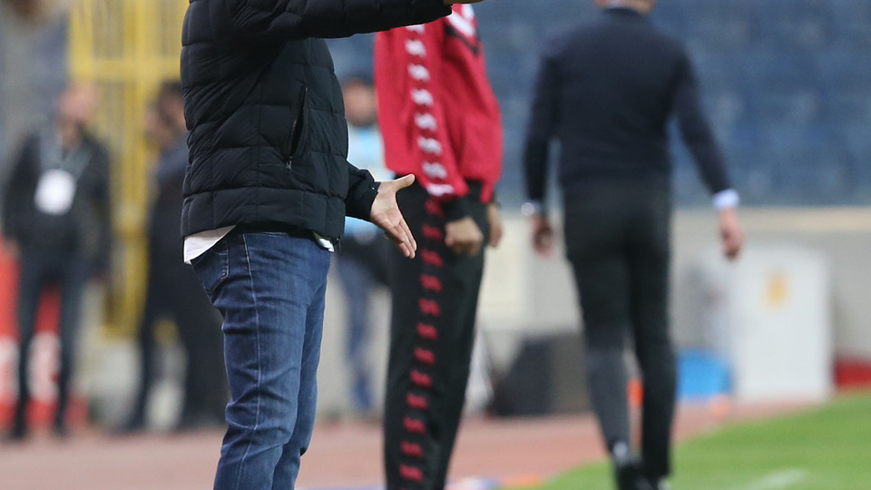 Aybaba beraberlikten mutsuz!