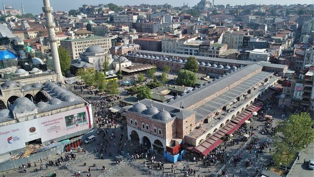 355 yıllık Mısır Çarşısı yeni yüzüne kavuştu!