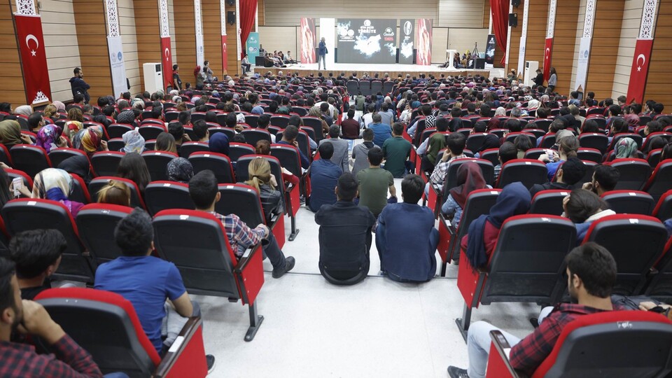 Personel sayısını arttıran o kurum bin 220 kişiyi işe alacak