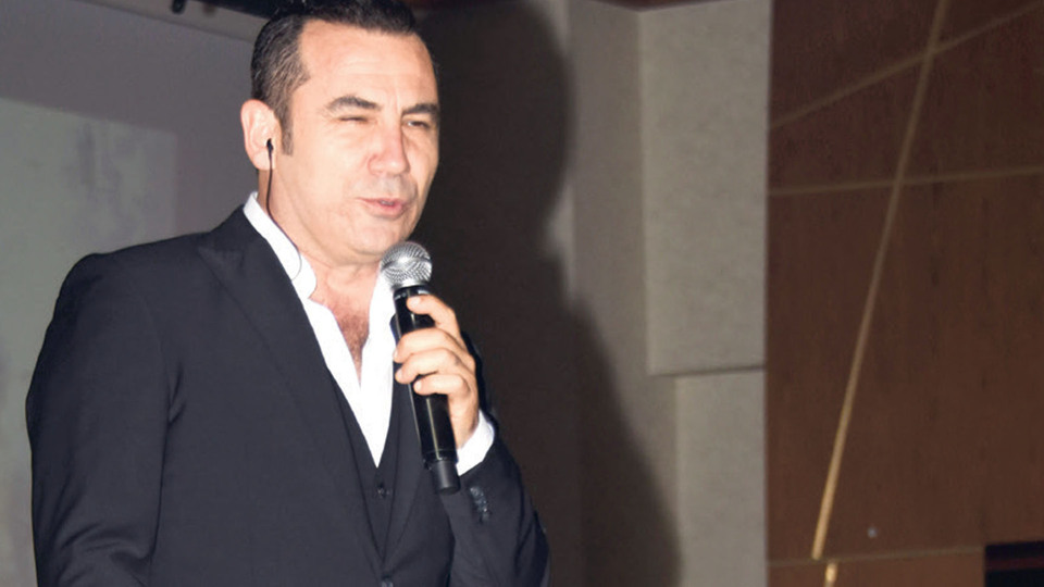 Göçer'den hayranlarına bayram sürprizi