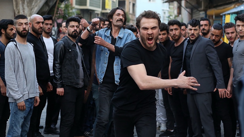 Çukur'a veda eden kim olacak?