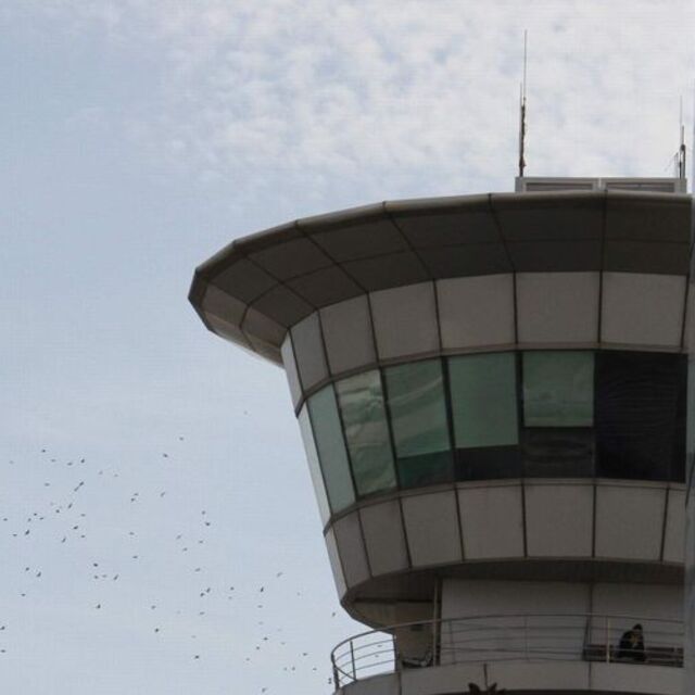 Atatürk Havalimanı'nda pilot isyan etti! Kule: Bizim de elimizden gelen bir şey yok