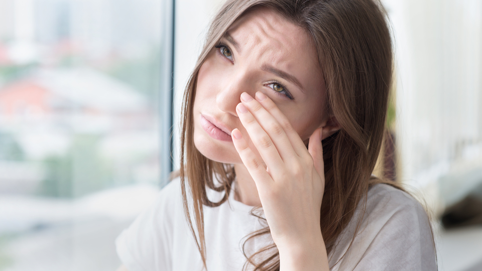 Göz altı yaşlanmasının 7 nedeni!