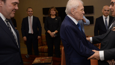 Doğan Medya'nın Demirören'e devrine onay