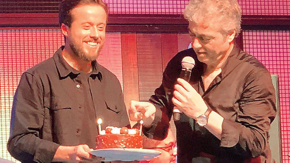 Doğum günü düeti