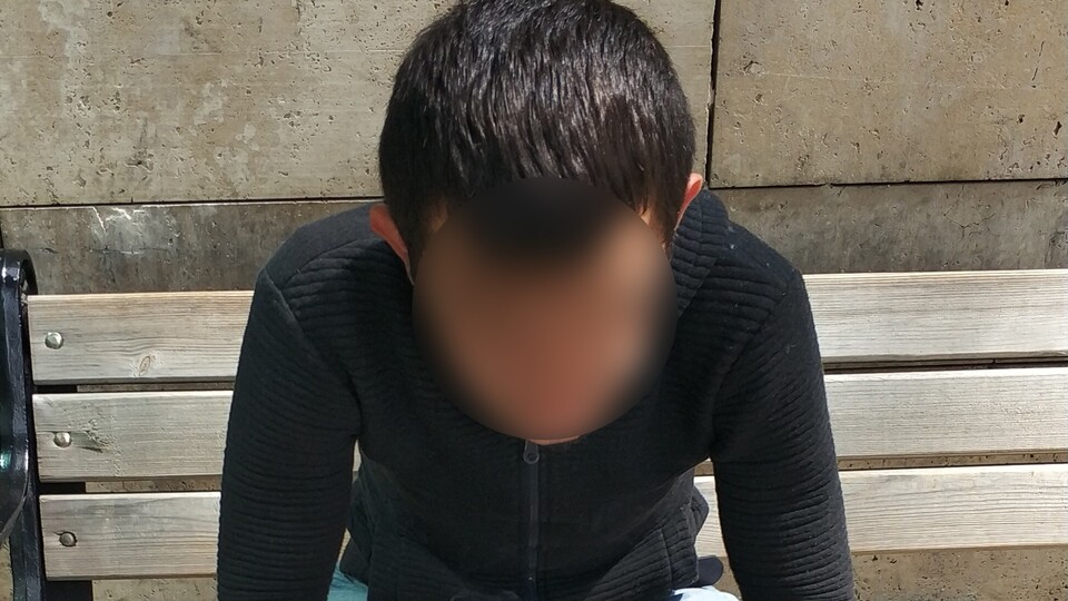 Girdiği evden tencere çaldı!