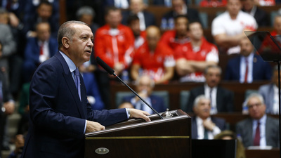 Erdoğan'dan Fransa'ya: Sizin kutsalınıza saldırmayacağız ama sizi alaşağı edeceğiz