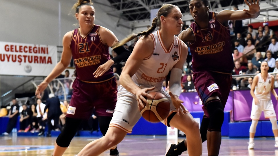 Yakın Doğu deplasmanda kazandı