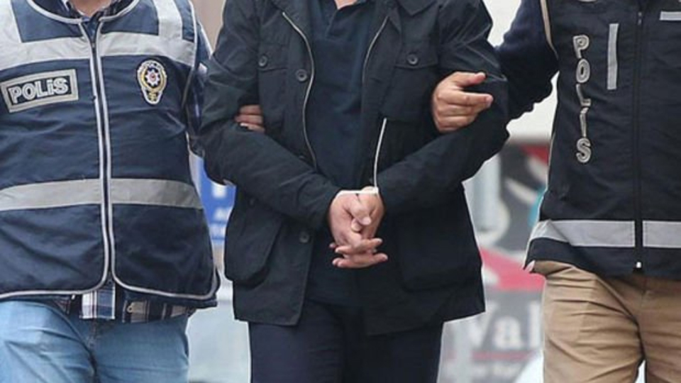 FETÖ imamının defterinden mülkiye amirleri çıktı