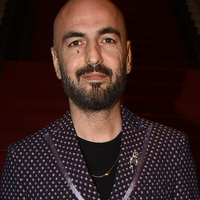 Menajeriyle davalık oldu