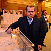 "Galatasaray'ı 3 yıl yönetmek için oylarınıza talibiz"