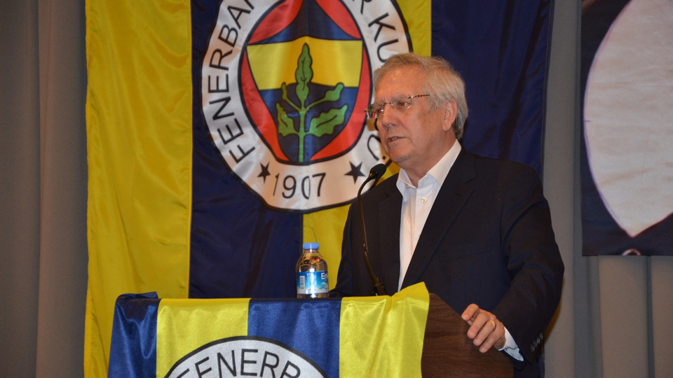 Aziz Yıldırım, Adana'da