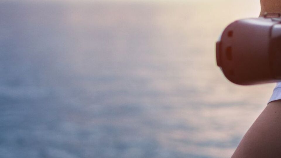 iPhone yalnız değil! Samsung da yaptı